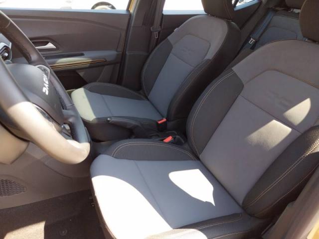 Dacia Sandero image 1