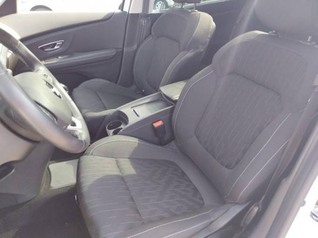 Renault Scénic image 2