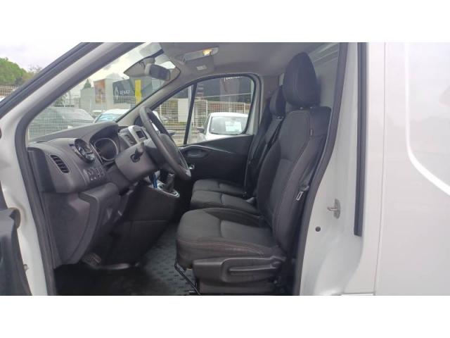 Renault Trafic image 1