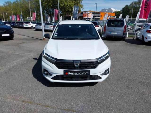 Dacia Sandero image 2