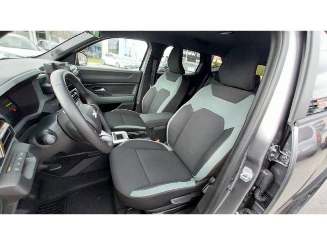 Dacia Duster image 9