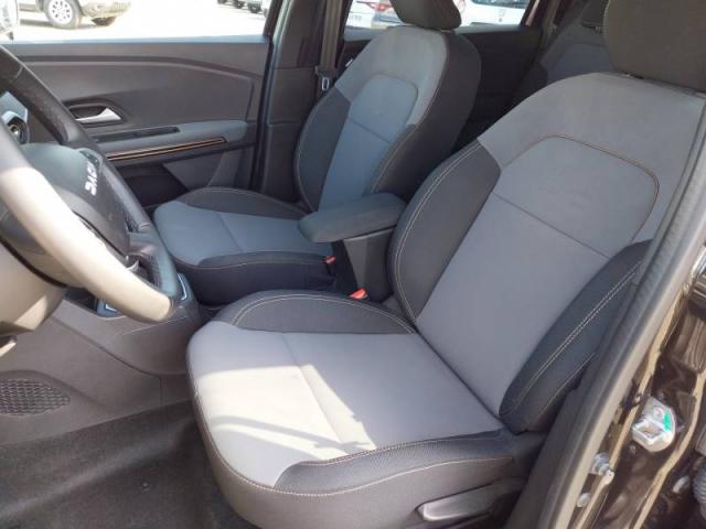 Dacia Jogger image 8