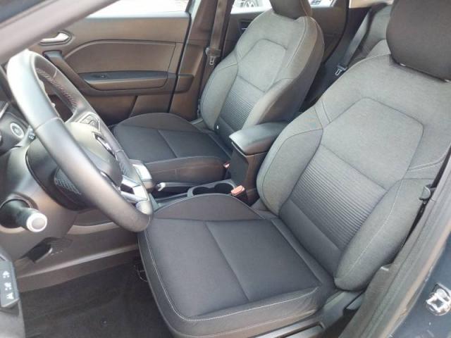 Renault Captur image 6