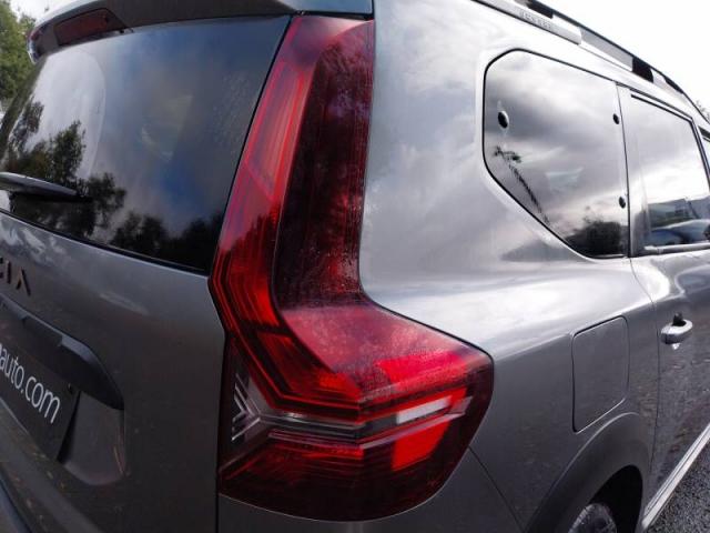 Dacia Jogger image 1