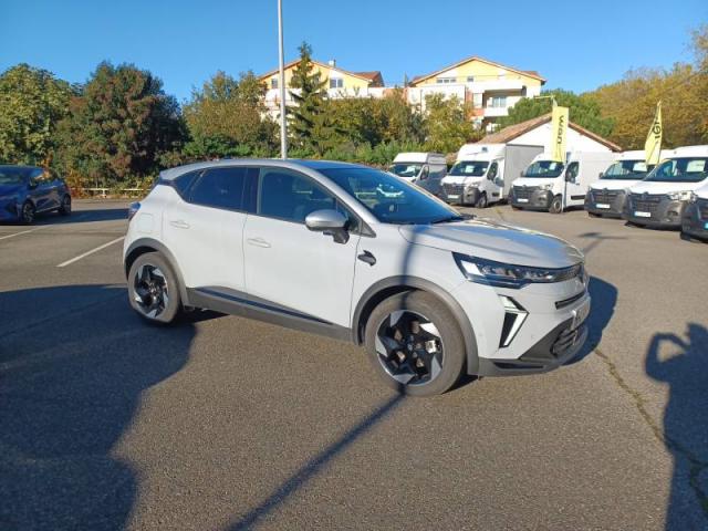 Renault Captur image 2