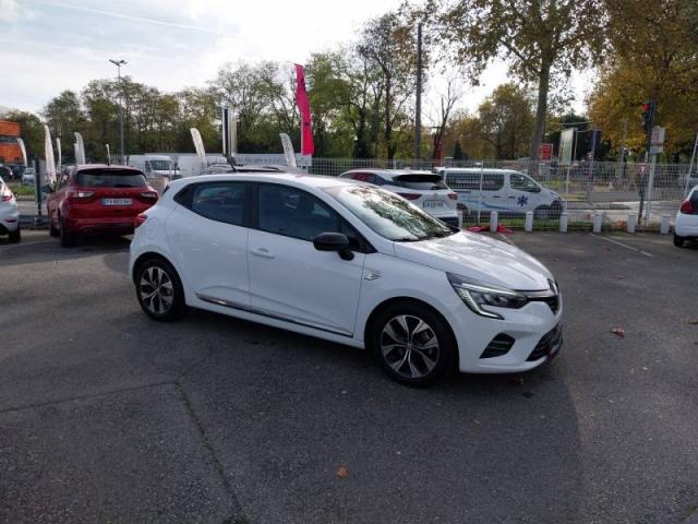 Renault Clio image 9