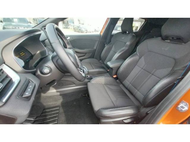 Renault Clio image 2