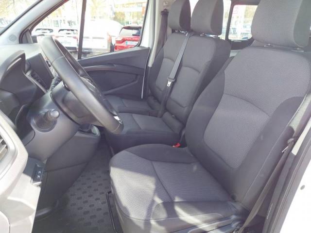 Renault Trafic image 4