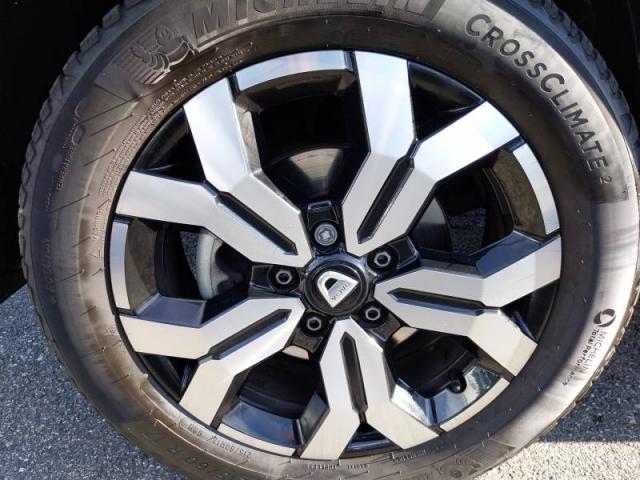 Dacia Duster image 1