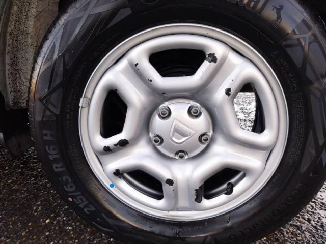 Dacia Duster image 8