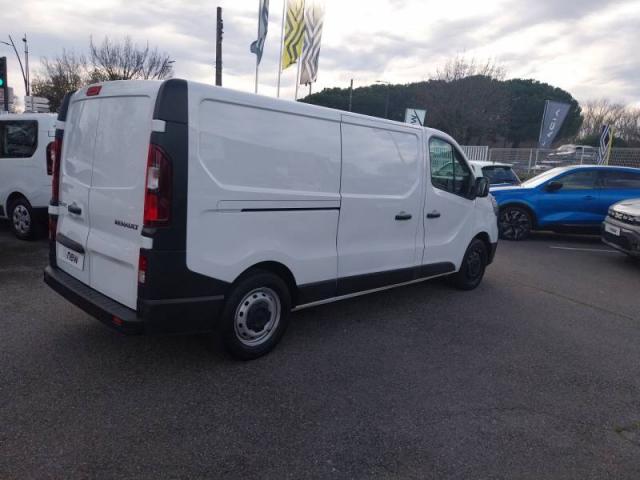 Renault Trafic image 8