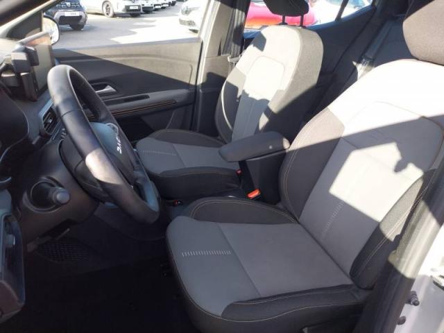 Dacia Sandero image 8