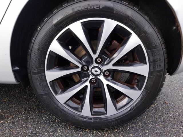 Renault Clio image 6