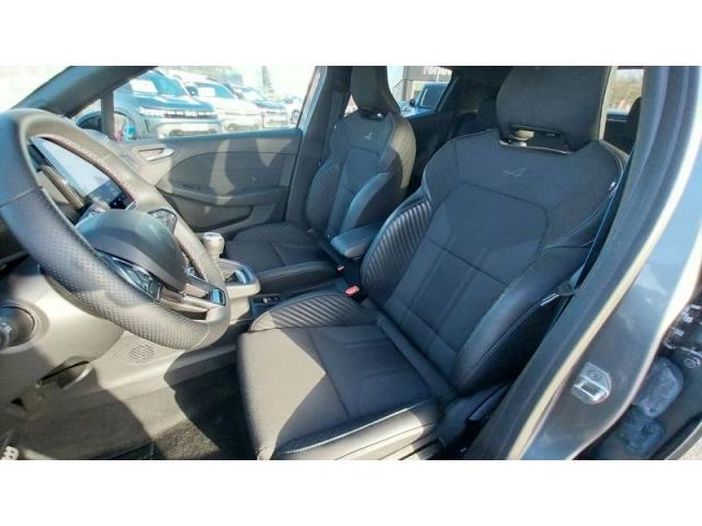 Renault Clio image 9