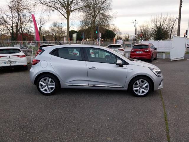 Renault Clio image 9