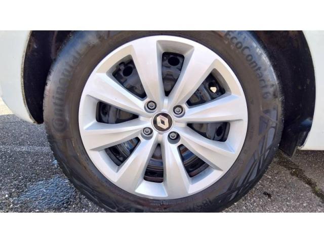 Renault Clio image 9