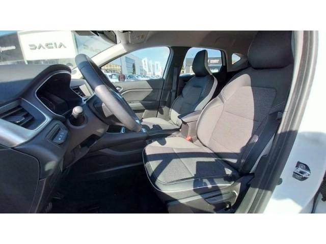 Renault Captur image 2