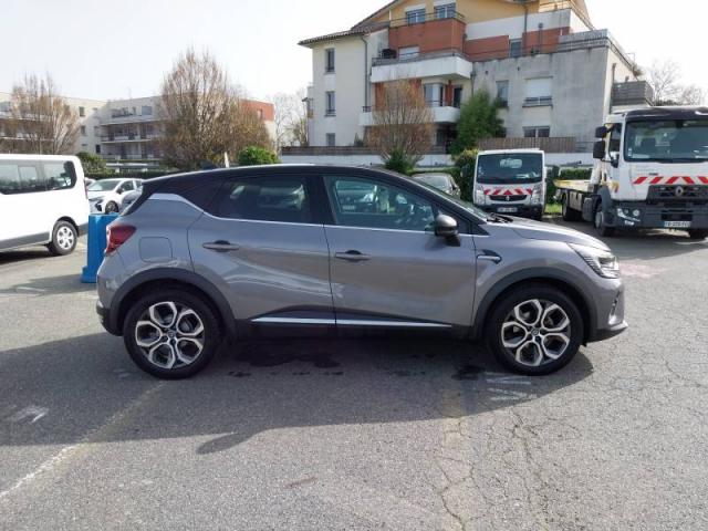Renault Captur image 2
