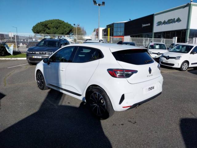 Renault Clio image 2