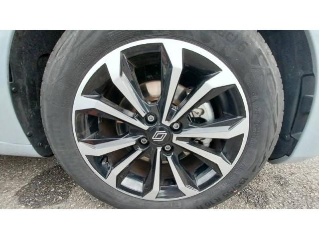 Renault Clio image 9