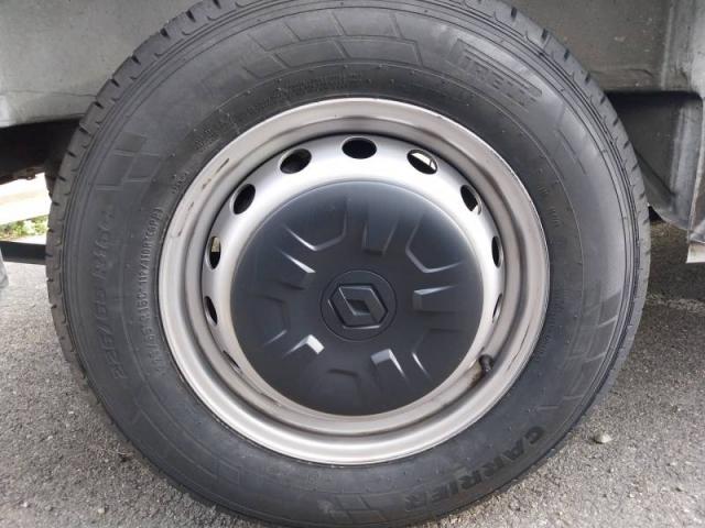 Renault Master image 3