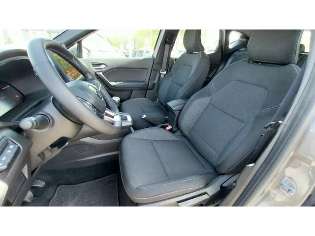 Renault Captur image 9