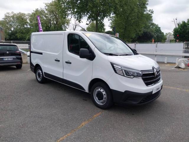 Renault Trafic image 3