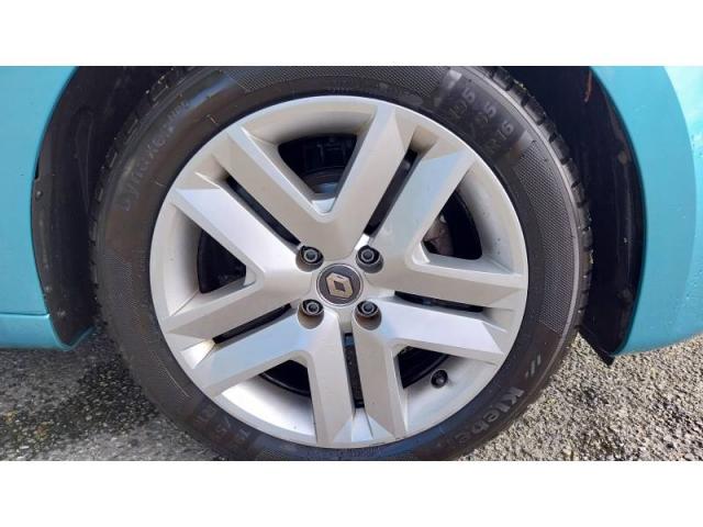 Renault Clio image 9