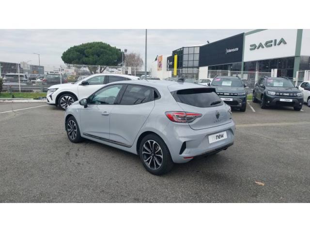 Renault Clio image 2