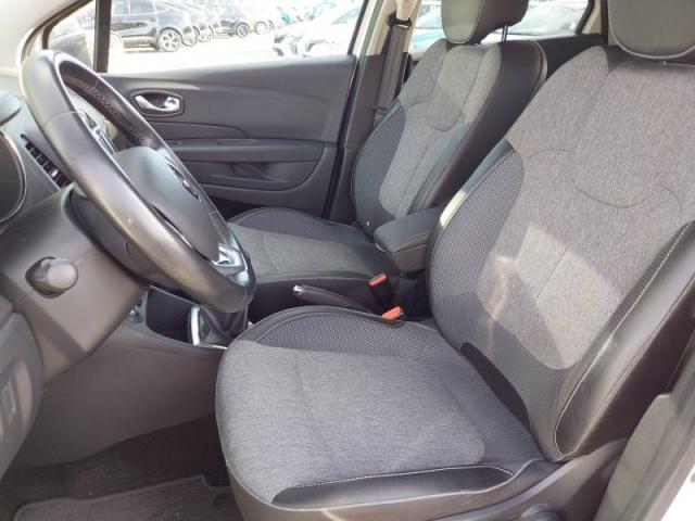 Renault Captur image 1