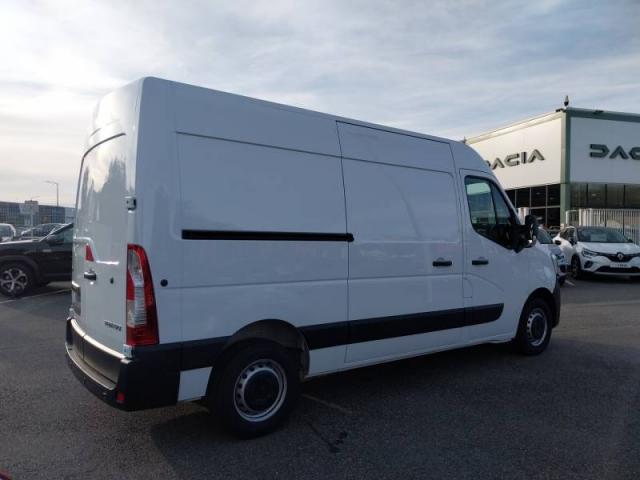 Renault Master image 2