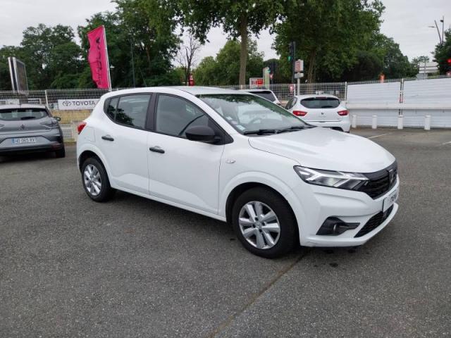 Dacia Sandero image 2