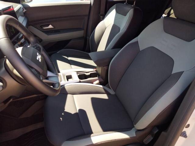 Dacia Duster image 4