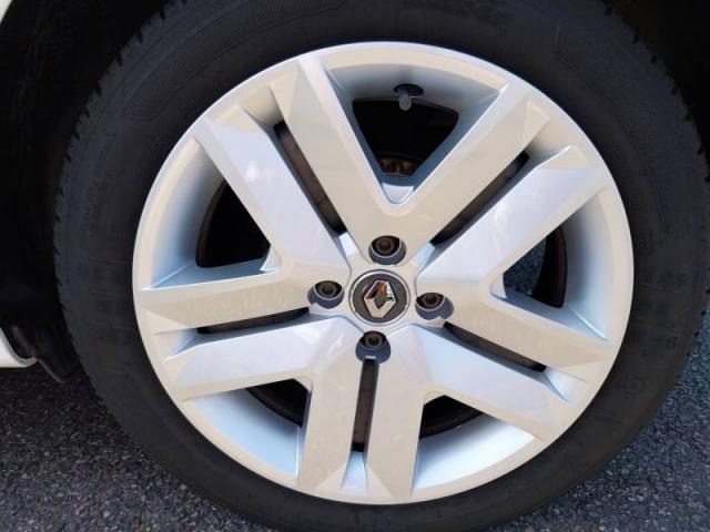 Renault Clio image 8