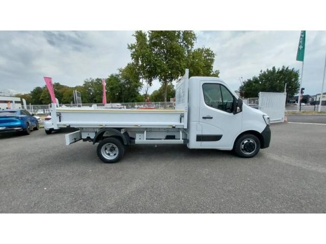 Renault Master image 9