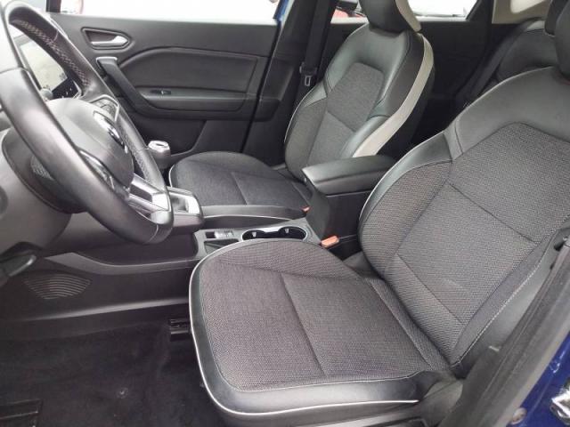 Renault Captur image 8