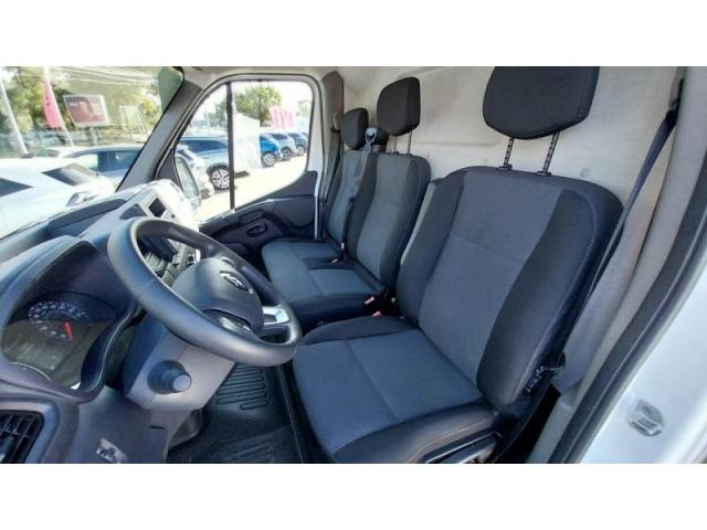 Renault Master image 6