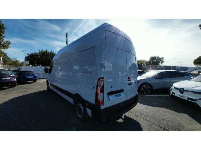 Renault Master image 4