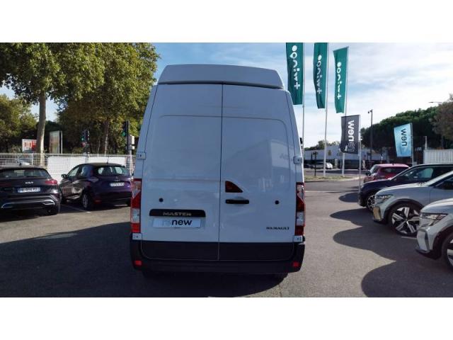 Renault Master image 2