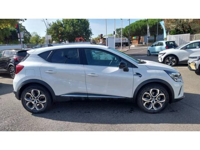 Renault Captur image 8