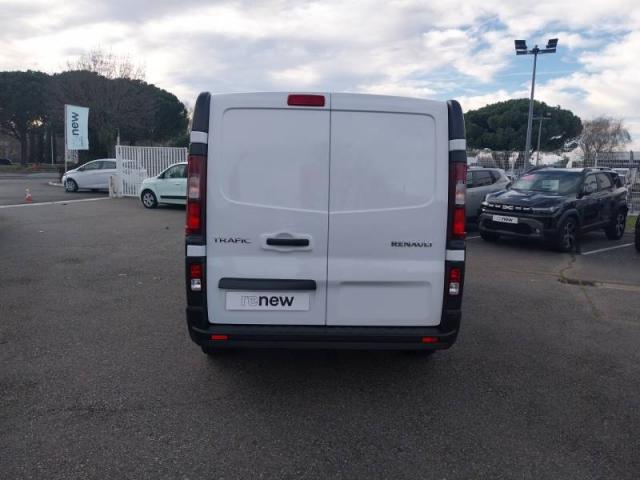 Renault Trafic image 2