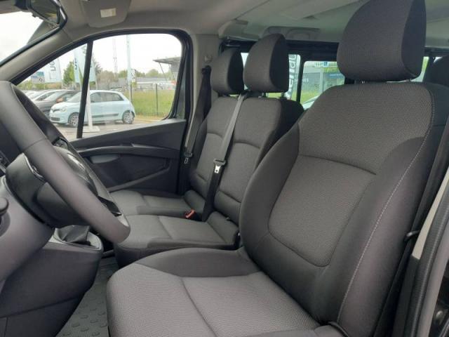 Renault Trafic image 8