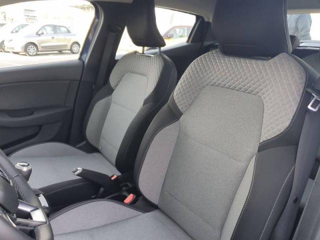Renault Clio image 9