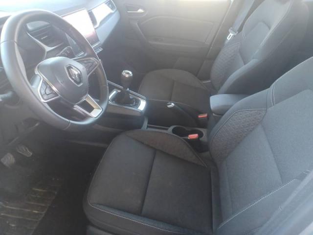 Renault Captur image 2