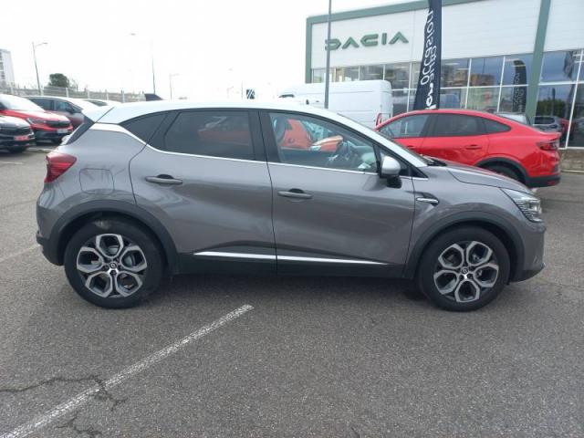 Renault Captur image 2