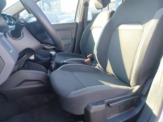 Dacia Duster image 1