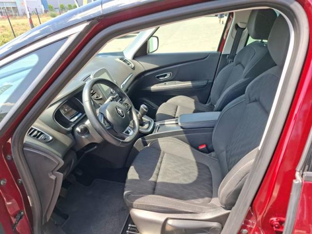 Renault Scénic image 9