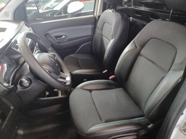 Renault Express image 8