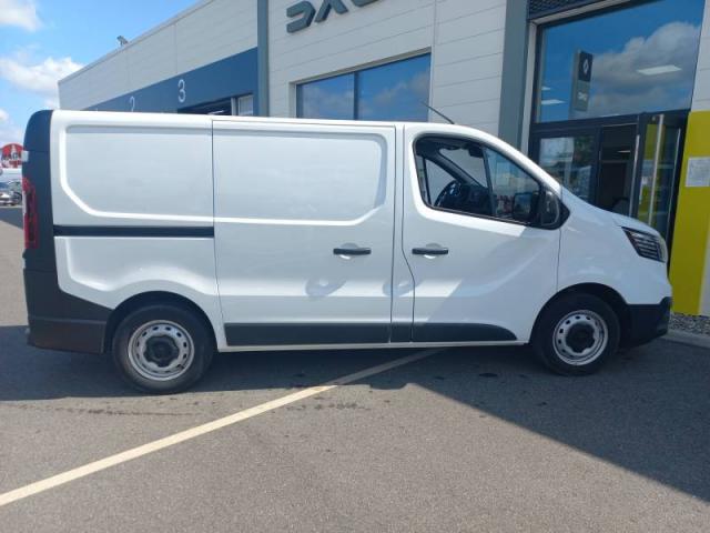 Renault Trafic image 1