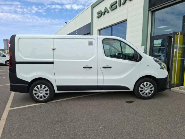 Renault Trafic image 2